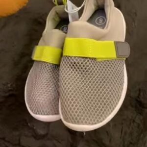 Home boys breathable sneakers